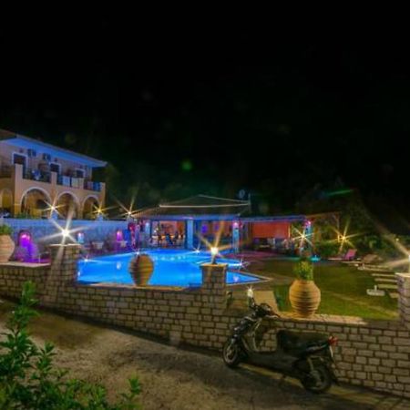 Villa Birlis Liapades Exterior foto