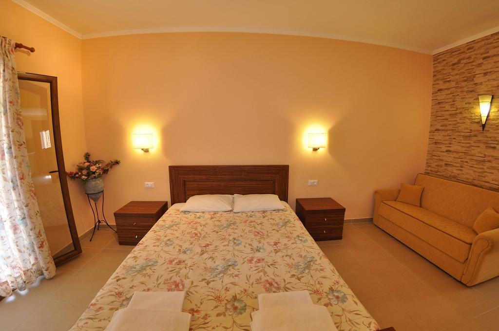 Villa Birlis Liapades Exterior foto